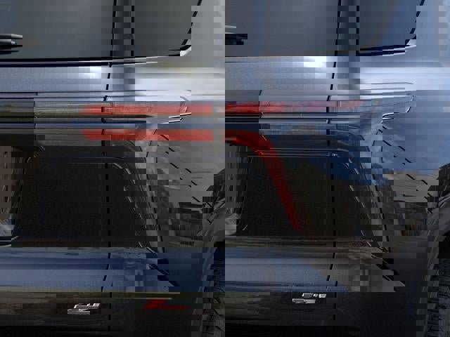 New 2026 Chevrolet Traverse Z71 w/ Enhanced Driving Package image 11