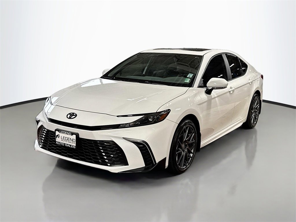 Used 2025 Toyota Camry SE