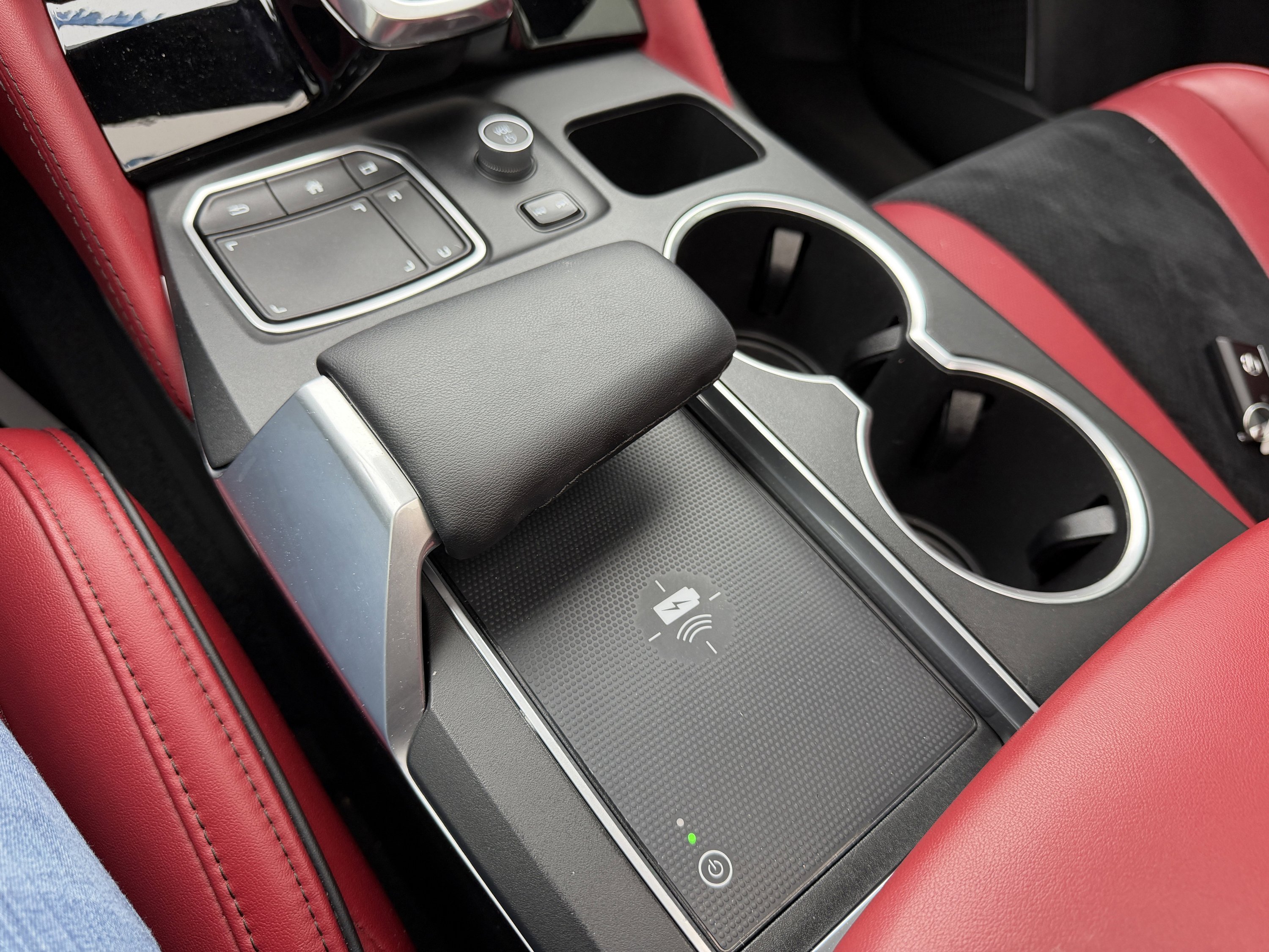 Used 2022 Acura MDX A-Spec image 37