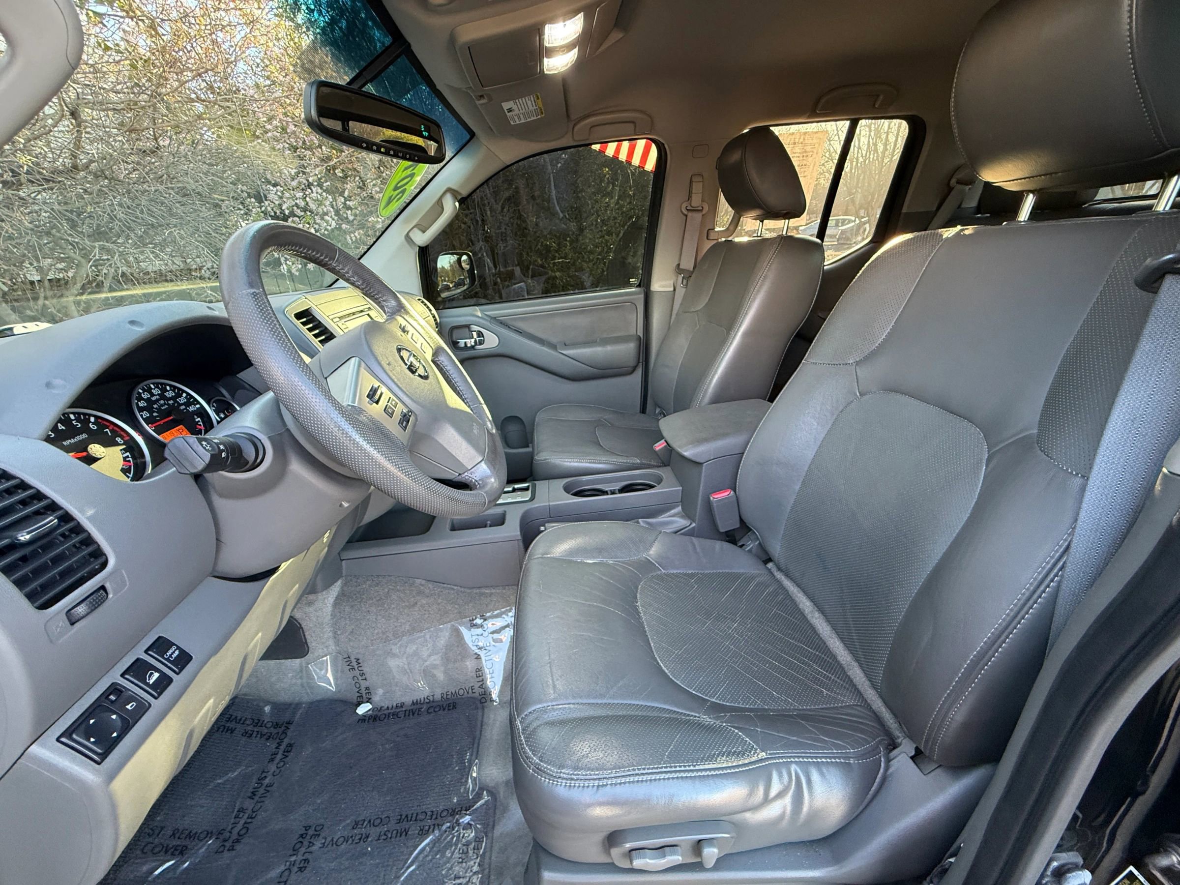 Used 2014 Nissan Frontier SL image 47