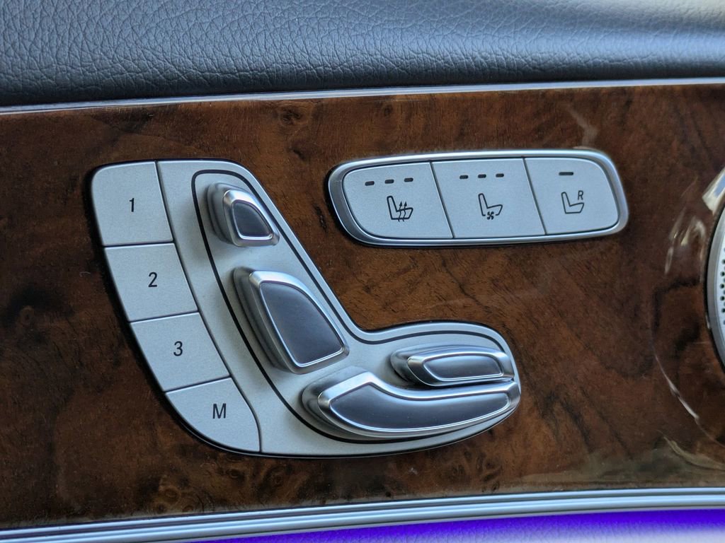 Used 2017 Mercedes-Benz E 300 image 18