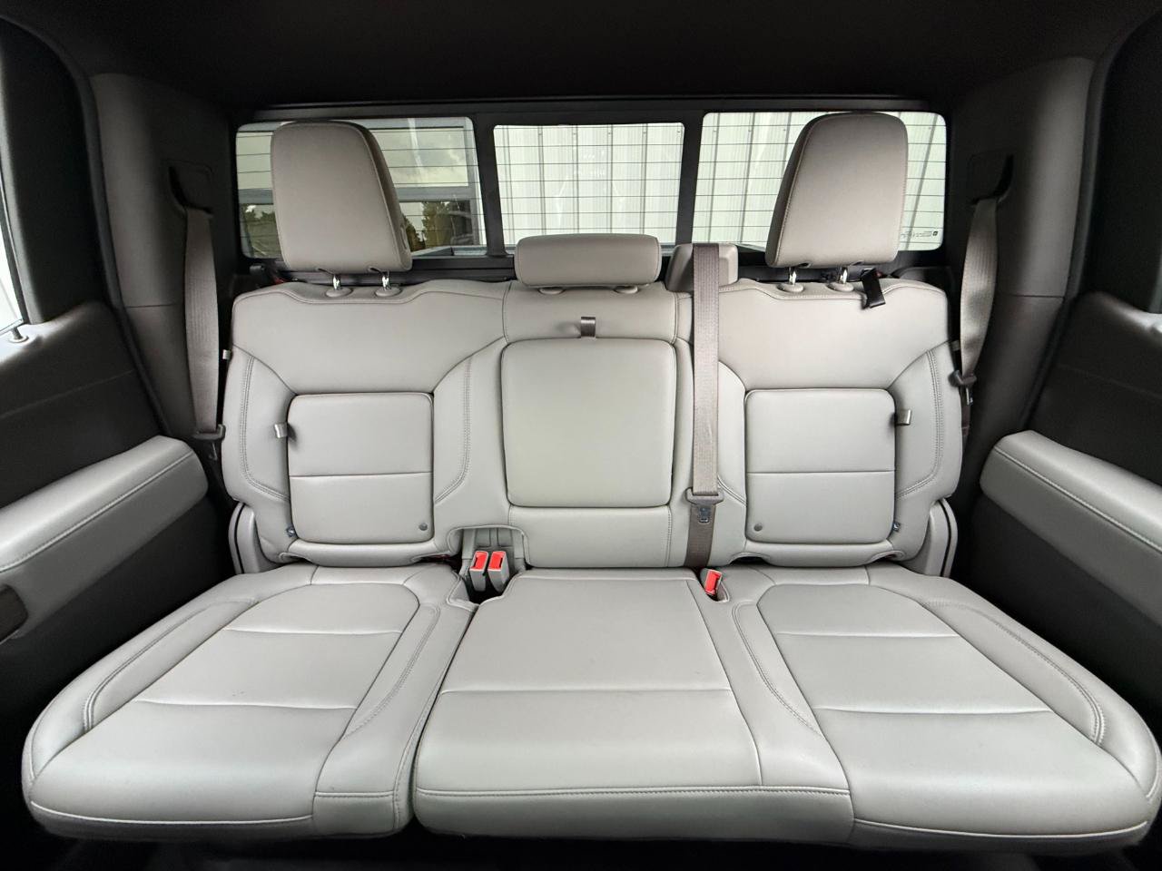 Used 2020 Chevrolet Silverado 1500 RST w/ All-Star Edition AWD/4WD image 18