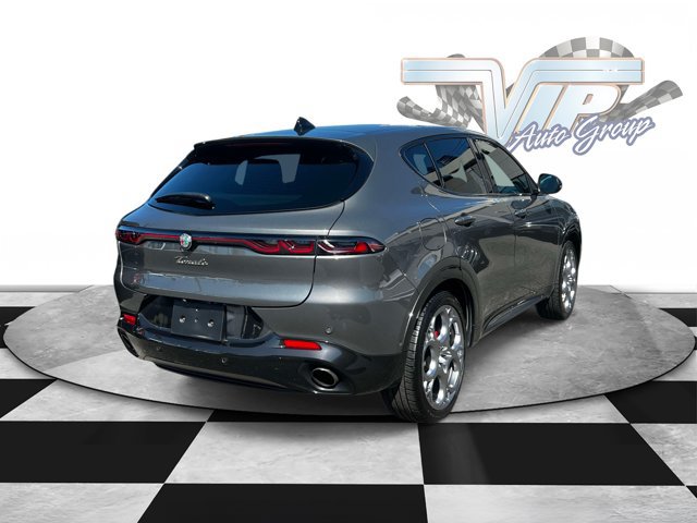Used 2024 Alfa Romeo Tonale Veloce AWD/4WD image 5
