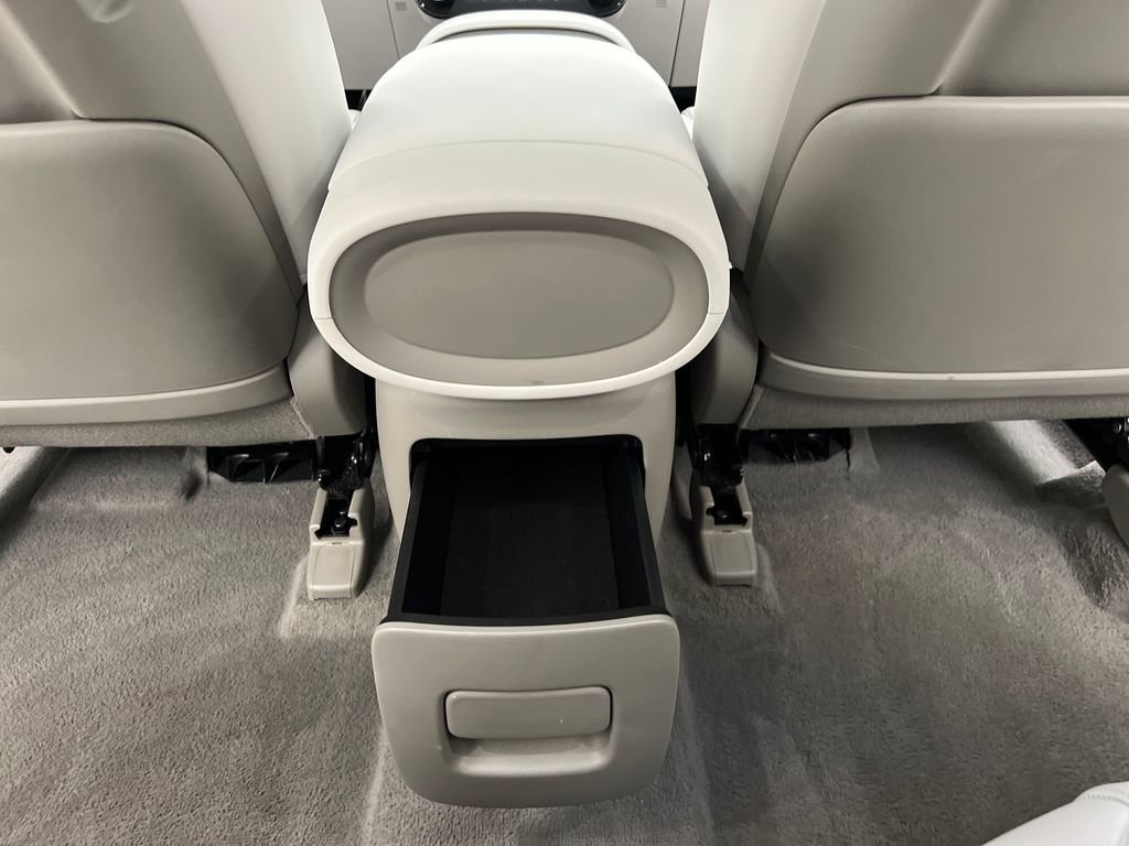 Used 2026 Hyundai Palisade SEL FWD image 23