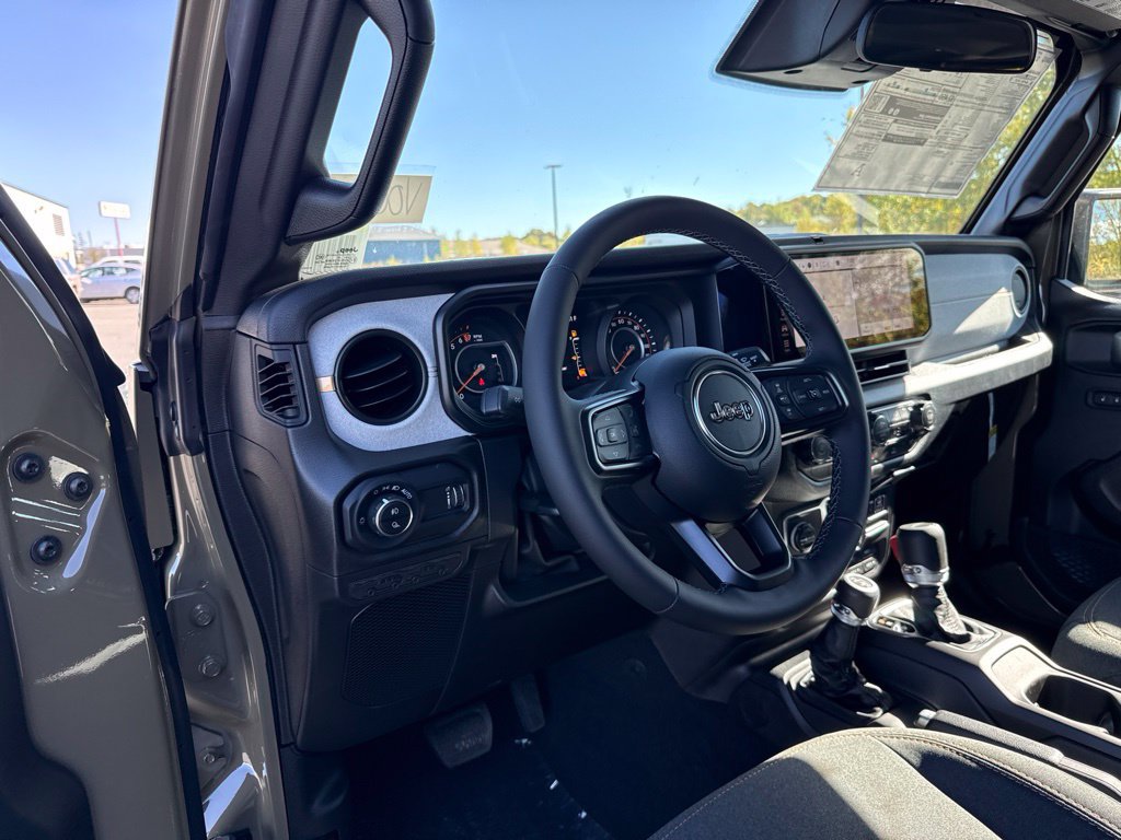 New 2027 Jeep Gladiator Sport AWD/4WD image 23