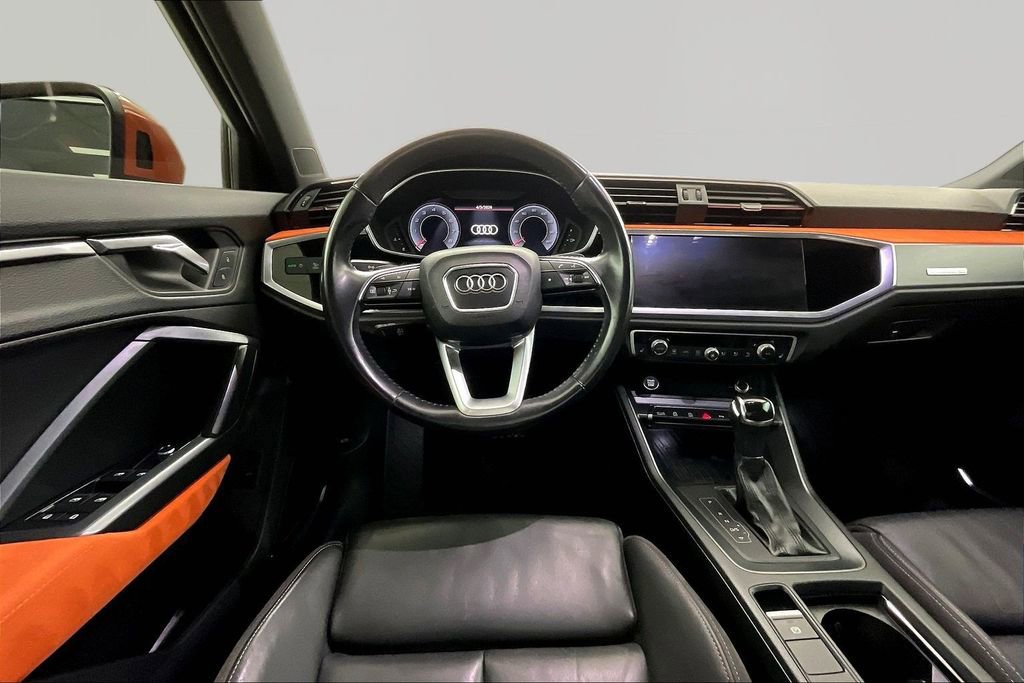 Used 2019 Audi Q3 2.0T Premium Plus w/ Premium Plus Package AWD/4WD image 8