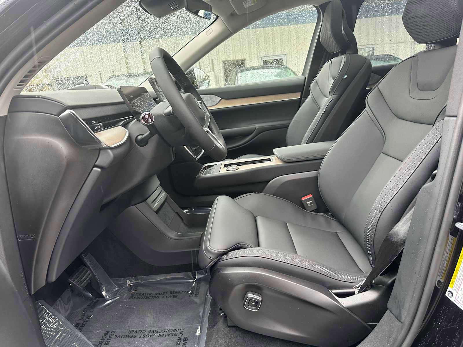 New 2025 Volvo EX90 Ultra w/ Protection Package Premier image 20