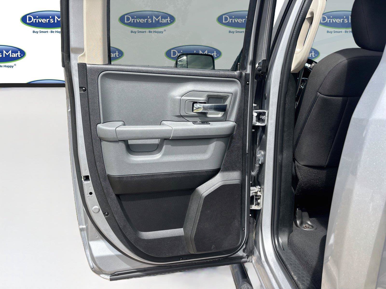 Used 2019 RAM 1500 Warlock AWD/4WD image 15
