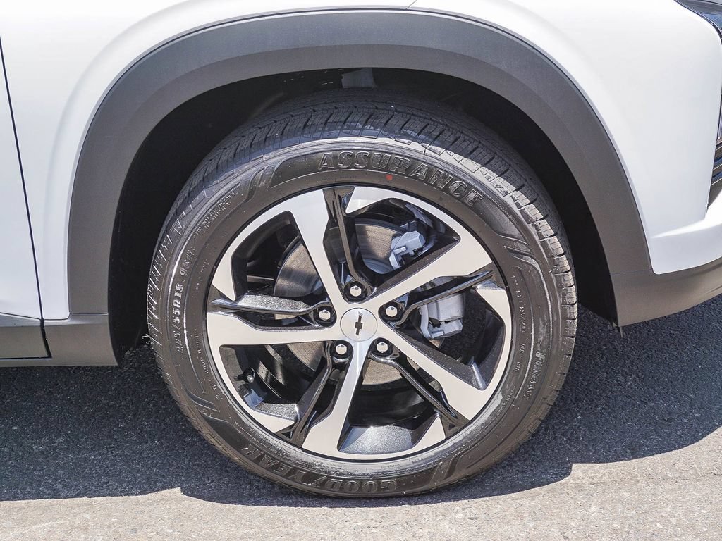 New 2026 Chevrolet Trax RS FWD image 9