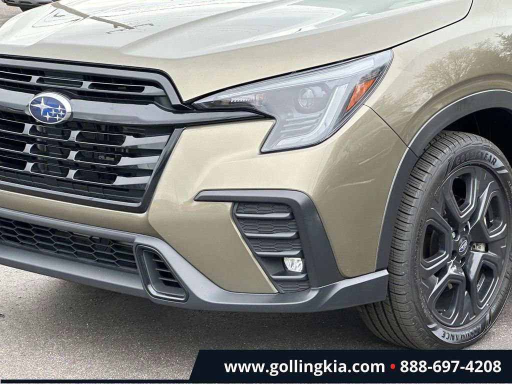 Used 2023 Subaru Ascent Onyx Edition image 6