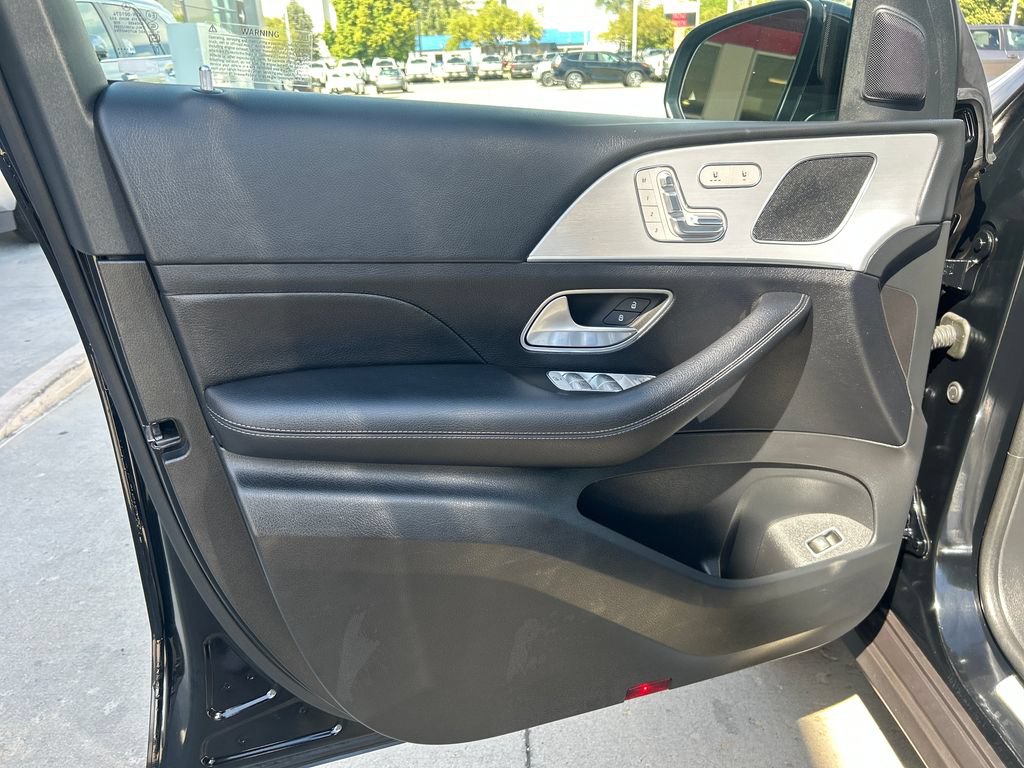Used 2024 Mercedes-Benz GLE 350 4MATIC image 11