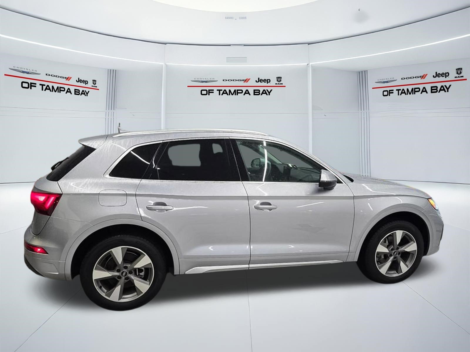 Used 2022 Audi Q5 2.0T Premium Plus AWD/4WD image 7