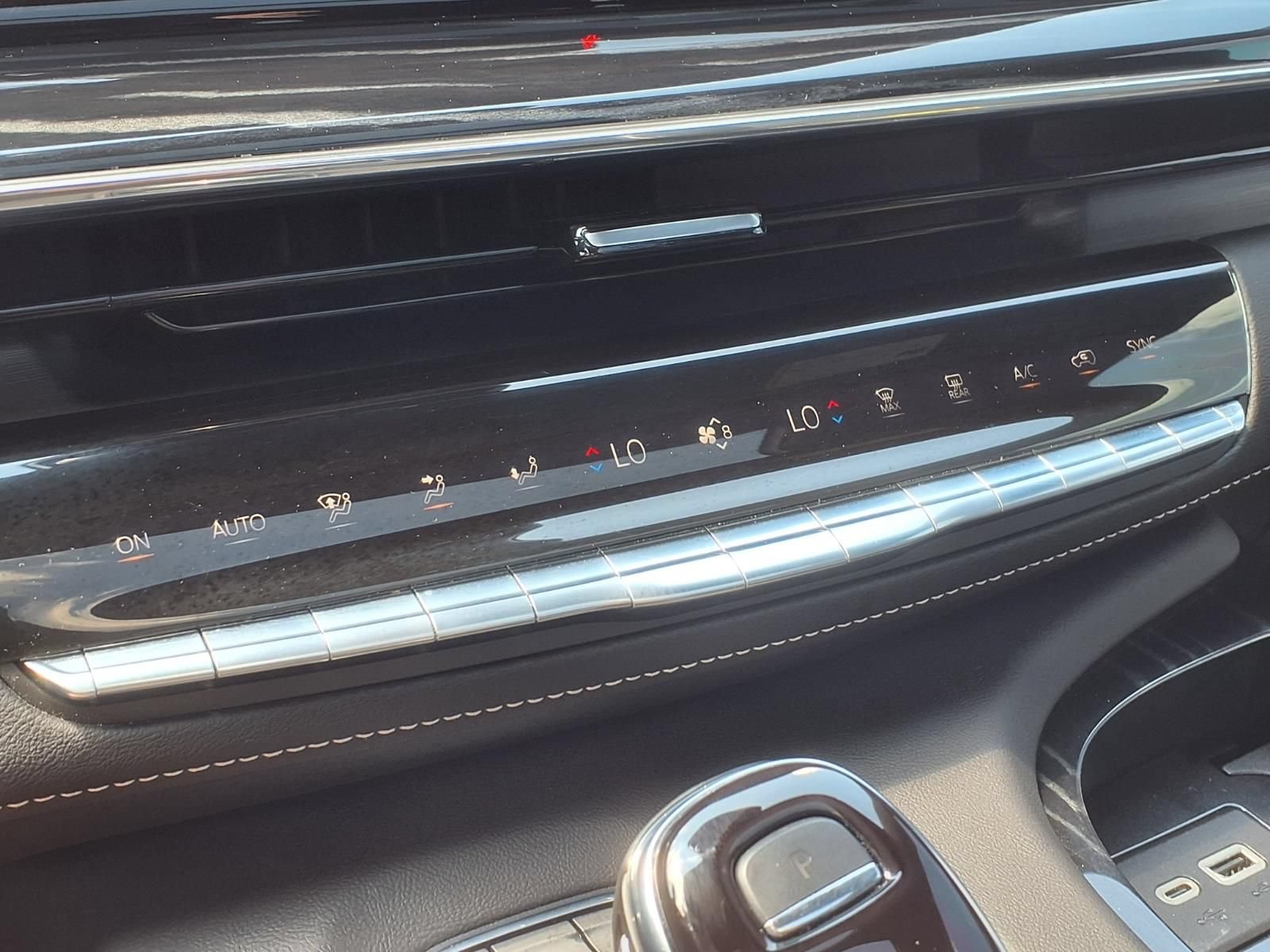Used 2023 Cadillac Escalade Sport w/ LPO, ONYX Package AWD/4WD image 28