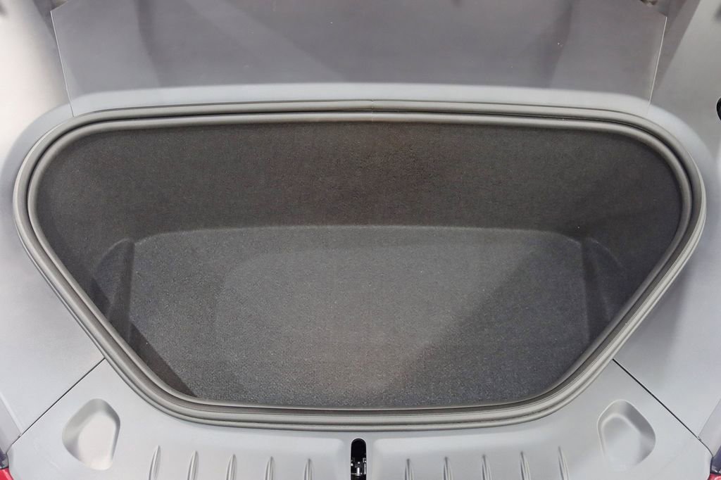 Used 2025 Tesla Model S AWD/4WD image 41