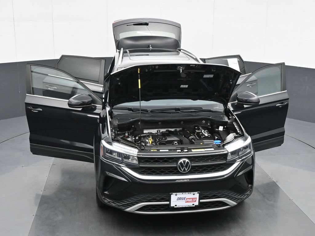 Used 2022 Volkswagen Taos SE AWD/4WD image 34