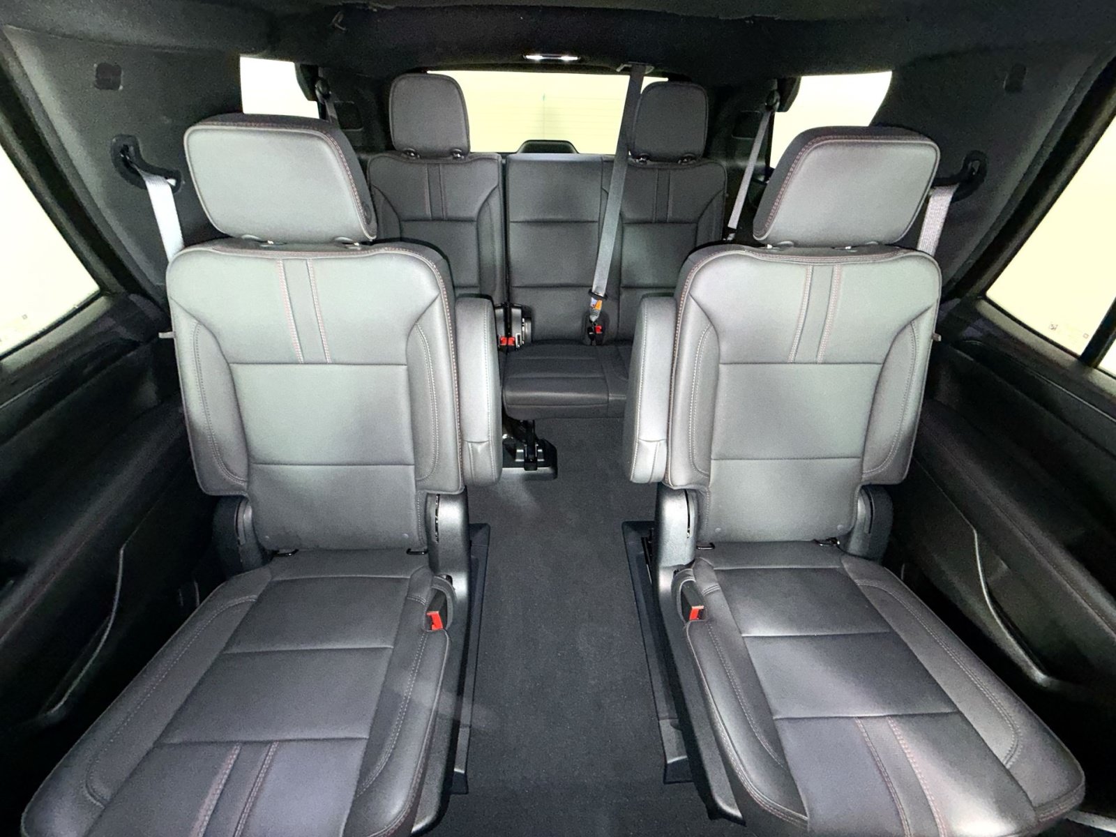 Used 2023 Chevrolet Tahoe RST w/ Luxury Package AWD/4WD image 25
