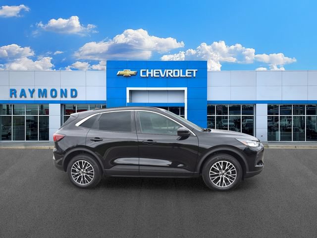 Used 2024 Ford Escape SE FWD image 2