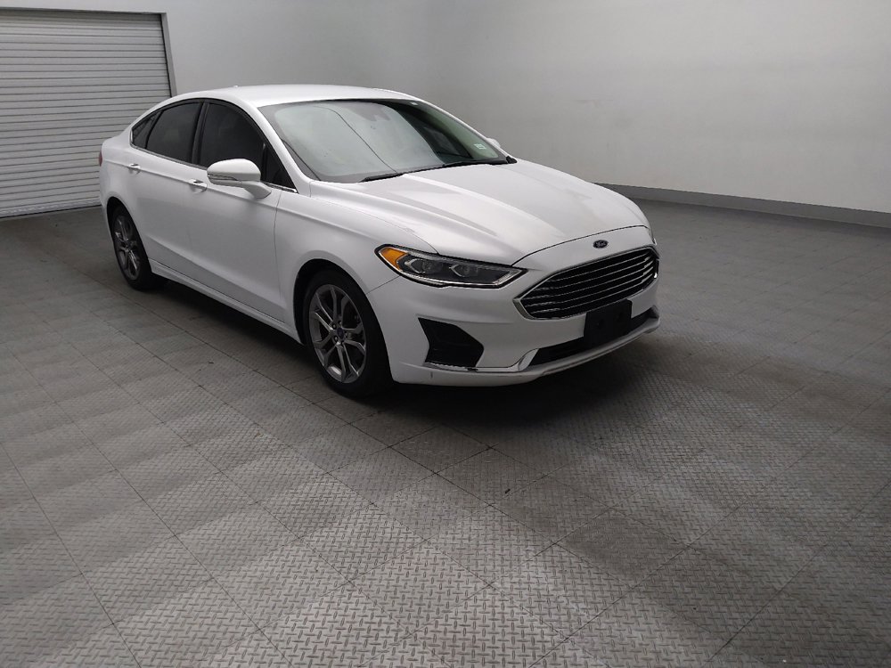 Used 2020 Ford Fusion SEL FWD image 14