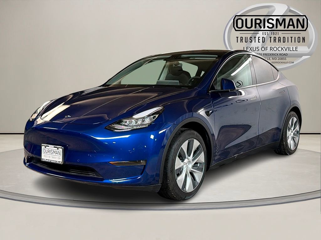 Used 2021 Tesla Model Y Standard Range image 2