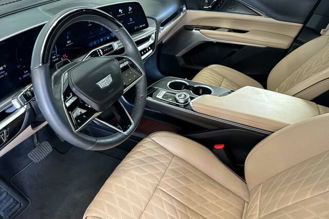 Certified 2024 Cadillac Lyriq Luxury w/ Nappa Leather Package AWD/4WD image 10