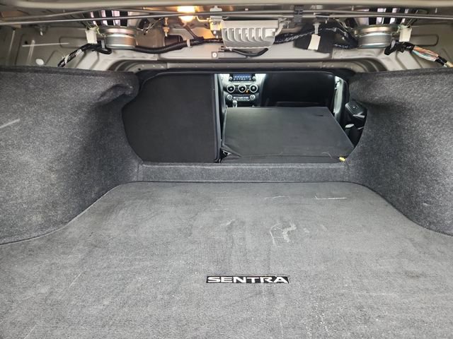 Used 2020 Nissan Sentra SR w/ Premium Package image 33