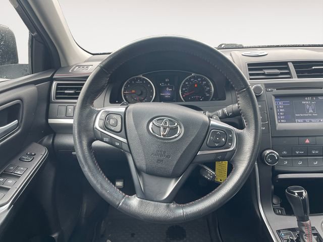Used 2017 Toyota Camry SE FWD image 12