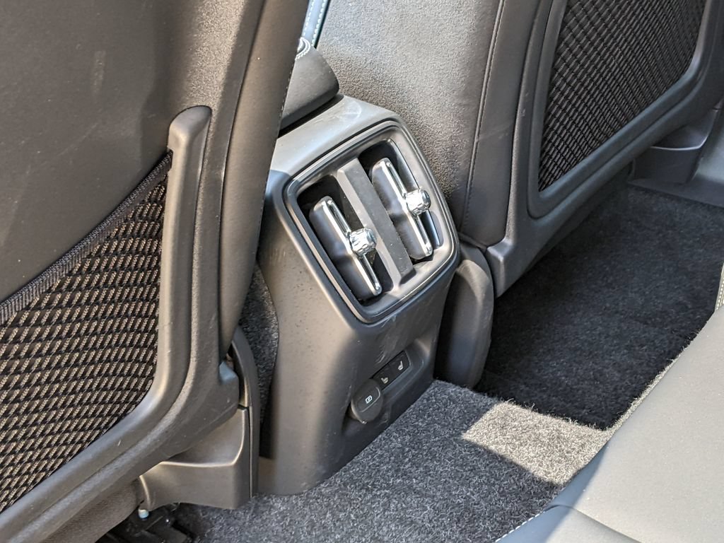 Certified 2023 Volvo C40 P8 Recharge Ultimate AWD/4WD image 24