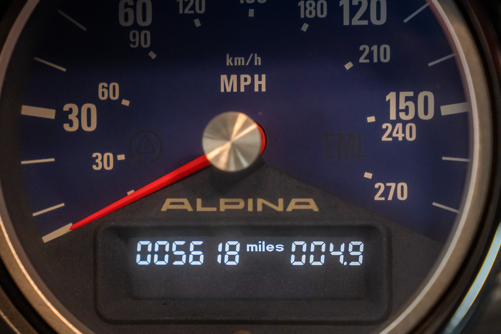 Used 2003 BMW Z8 RWD image 22