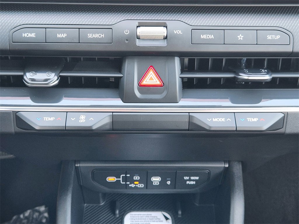 New 2025 Kia K4 GT-Line image 14
