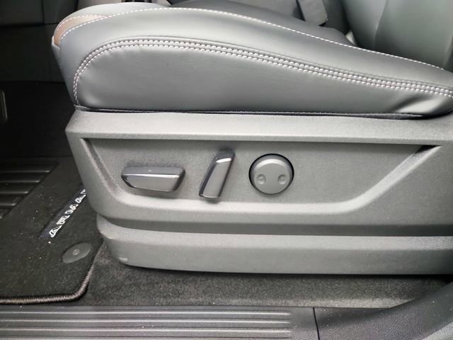 New 2026 Nissan Armada SL image 20