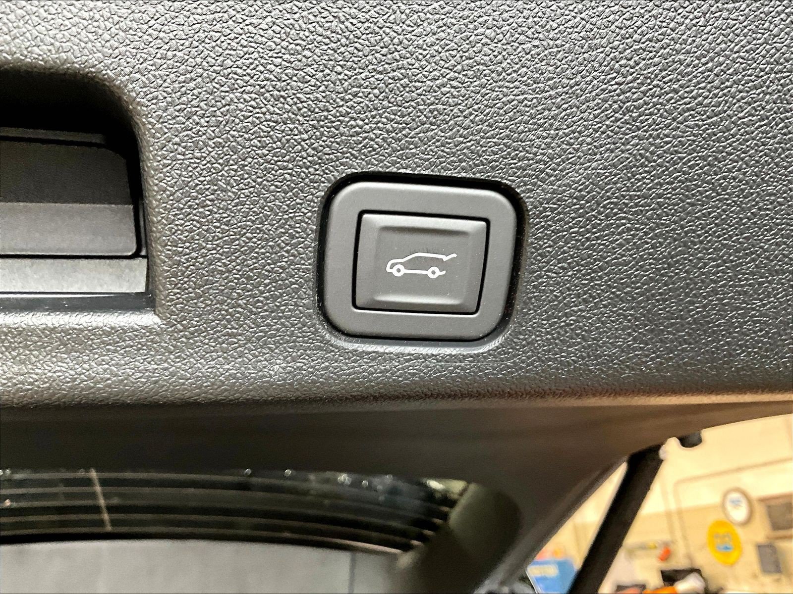 New 2026 GMC Acadia Elevation w/ Elevation Premium Package FWD image 23