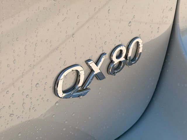Used 2024 INFINITI QX80 Sensory w/ Cargo Package AWD/4WD image 9