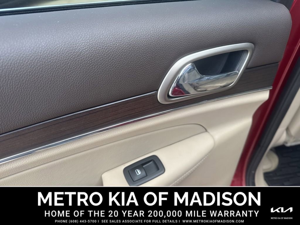 Used 2014 Jeep Grand Cherokee Overland w/ Advanced Technology Group image 27