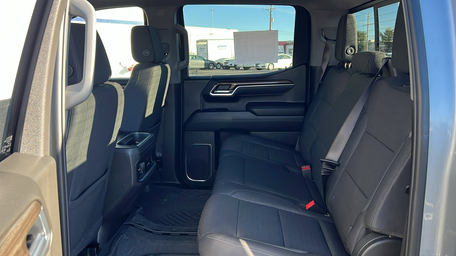 Certified 2025 Chevrolet Silverado 1500 LT Trail Boss w/ Convenience Package II image 15