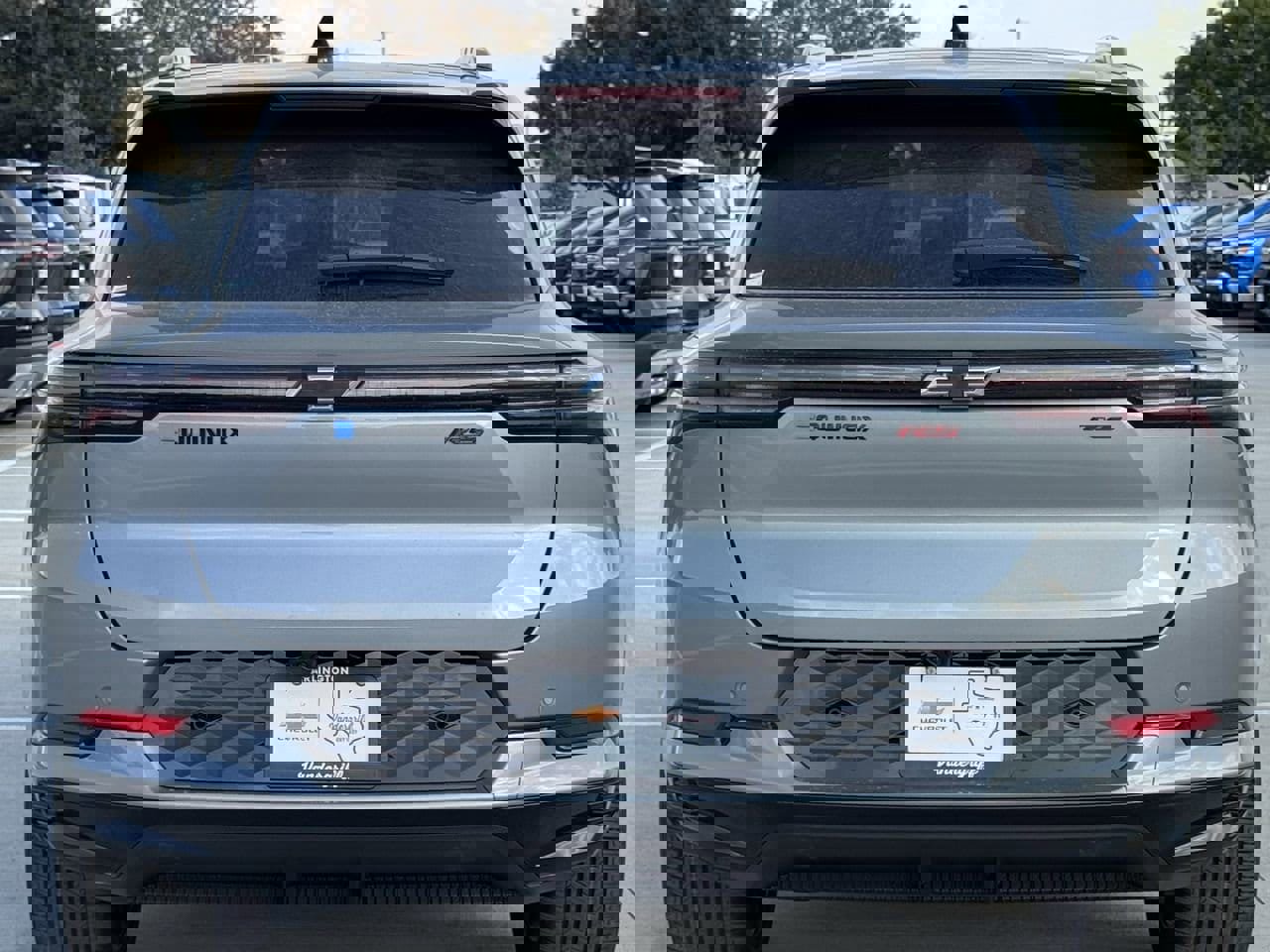 New 2026 Chevrolet Equinox EV RS image 5