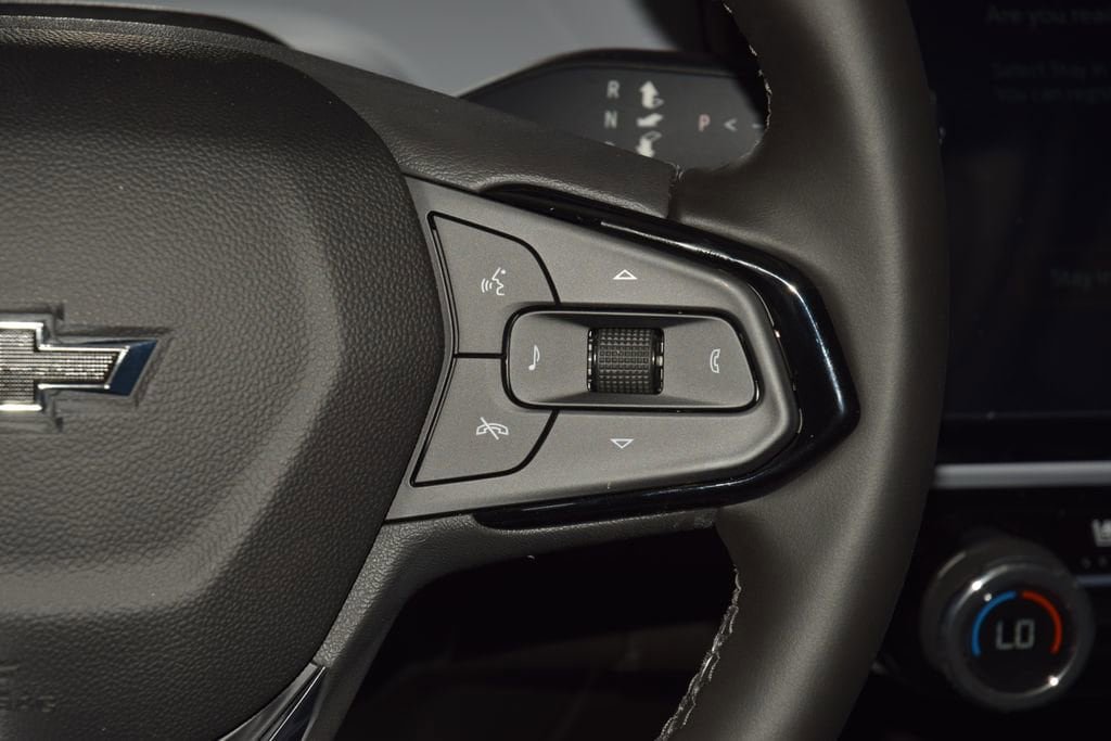 New 2027 Chevrolet Bolt RS w/ Technology Package FWD image 36
