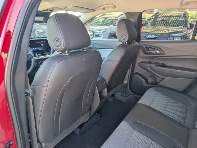 Used 2026 Chevrolet Trax LT FWD image 25
