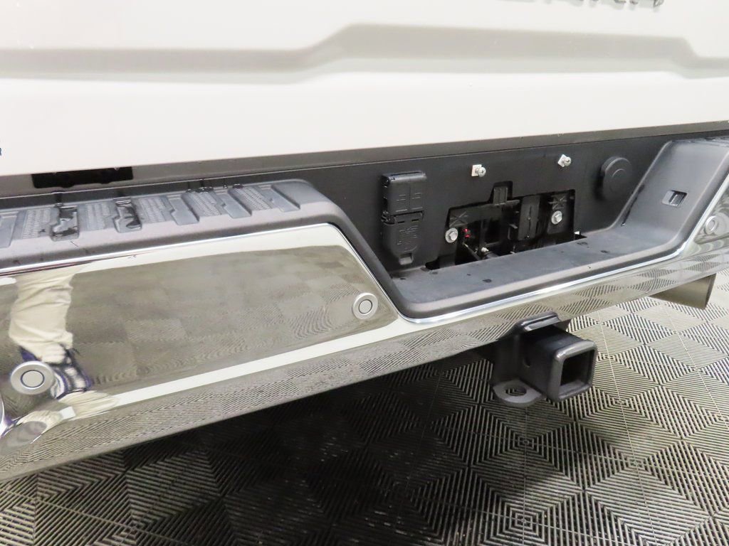 Used 2024 GMC Sierra 2500 SLT w/ SLT Premium Package image 49