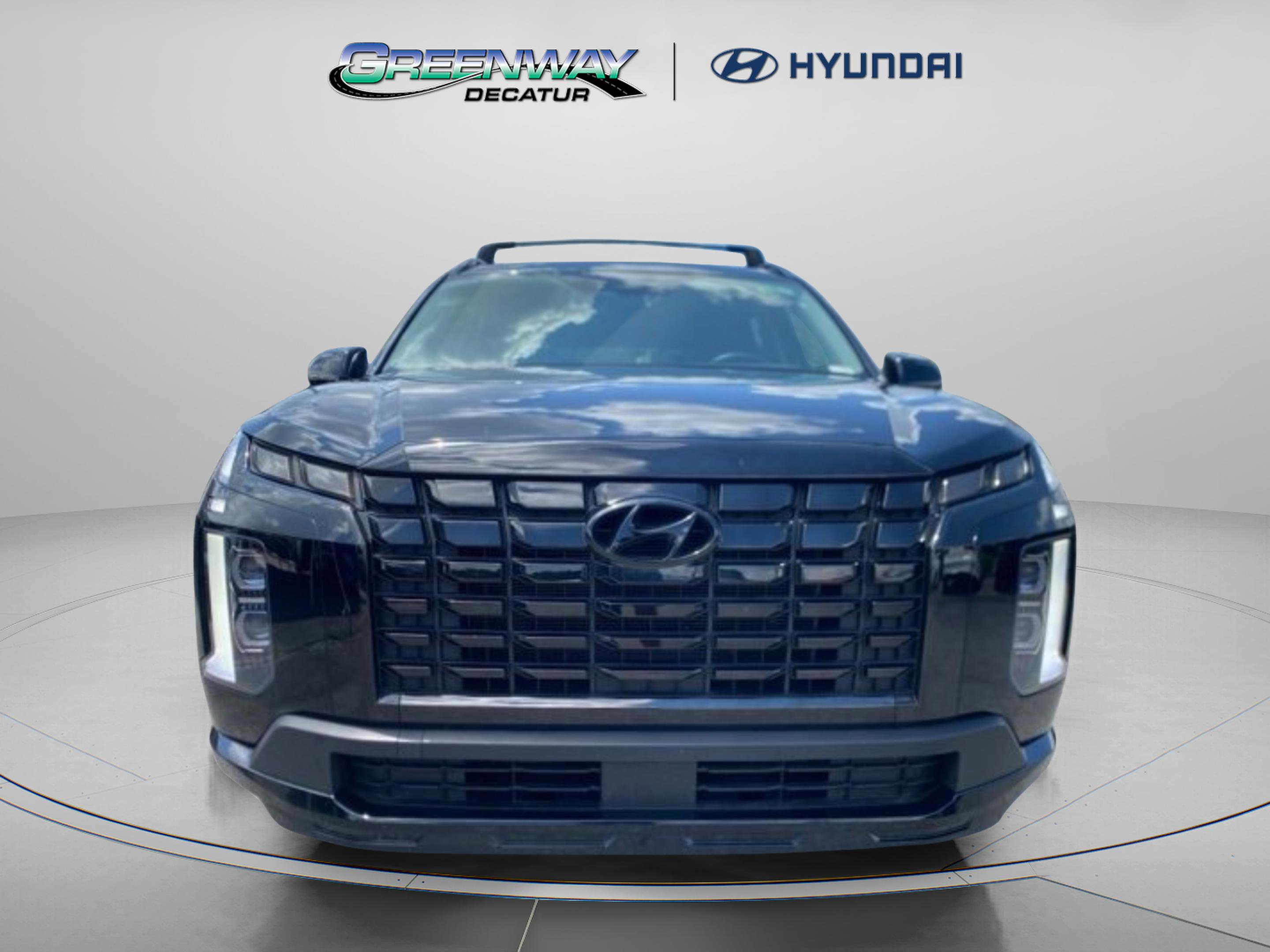 Used 2024 Hyundai Palisade XRT FWD image 3