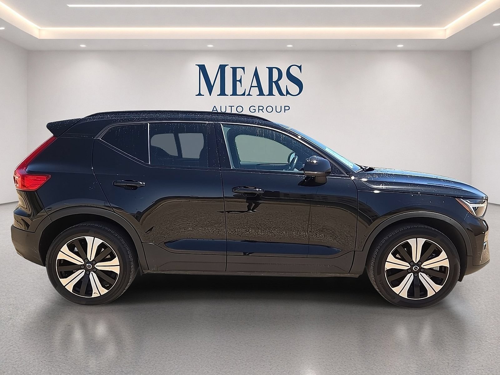 Certified 2023 Volvo XC40 Recharge Plus AWD/4WD image 7