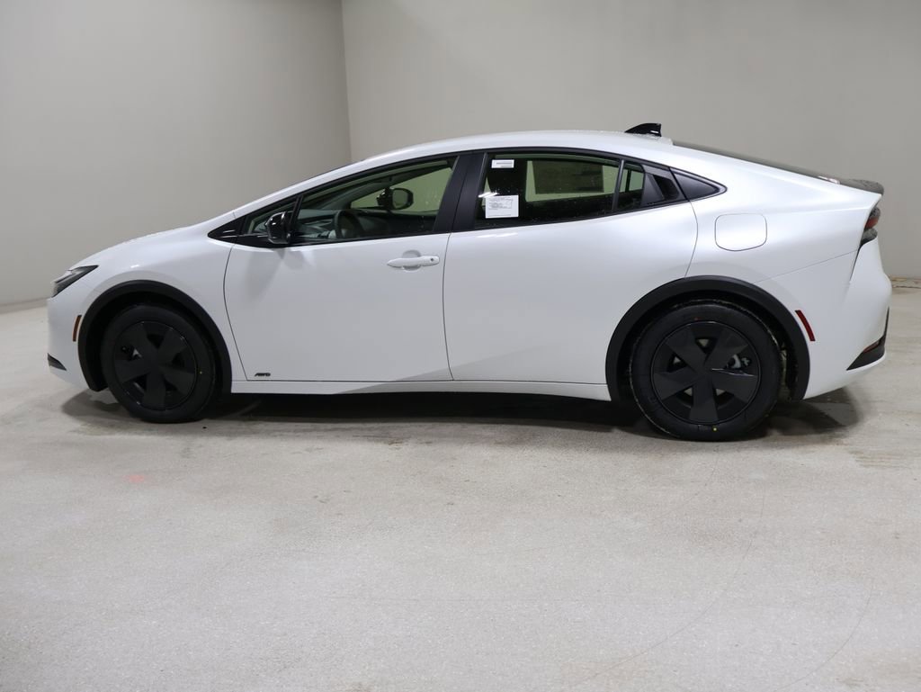 New 2026 Toyota Prius LE AWD/4WD image 4