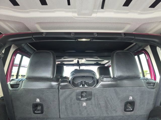 Used 2022 Jeep Wrangler Unlimited Sahara image 54