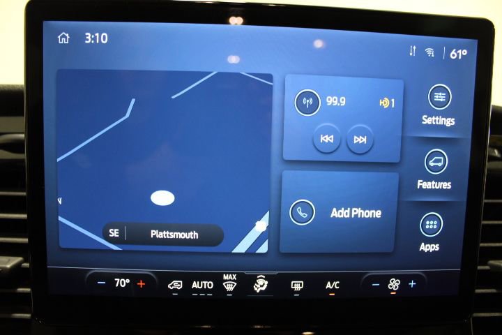 Used 2023 Ford Transit 350 XLT image 3