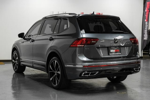 Used 2024 Volkswagen Tiguan SEL R-Line AWD/4WD image 9