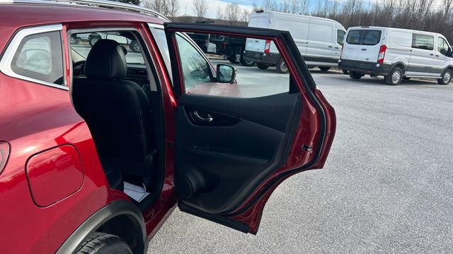 Used 2022 Nissan Rogue Sport SL AWD/4WD image 37