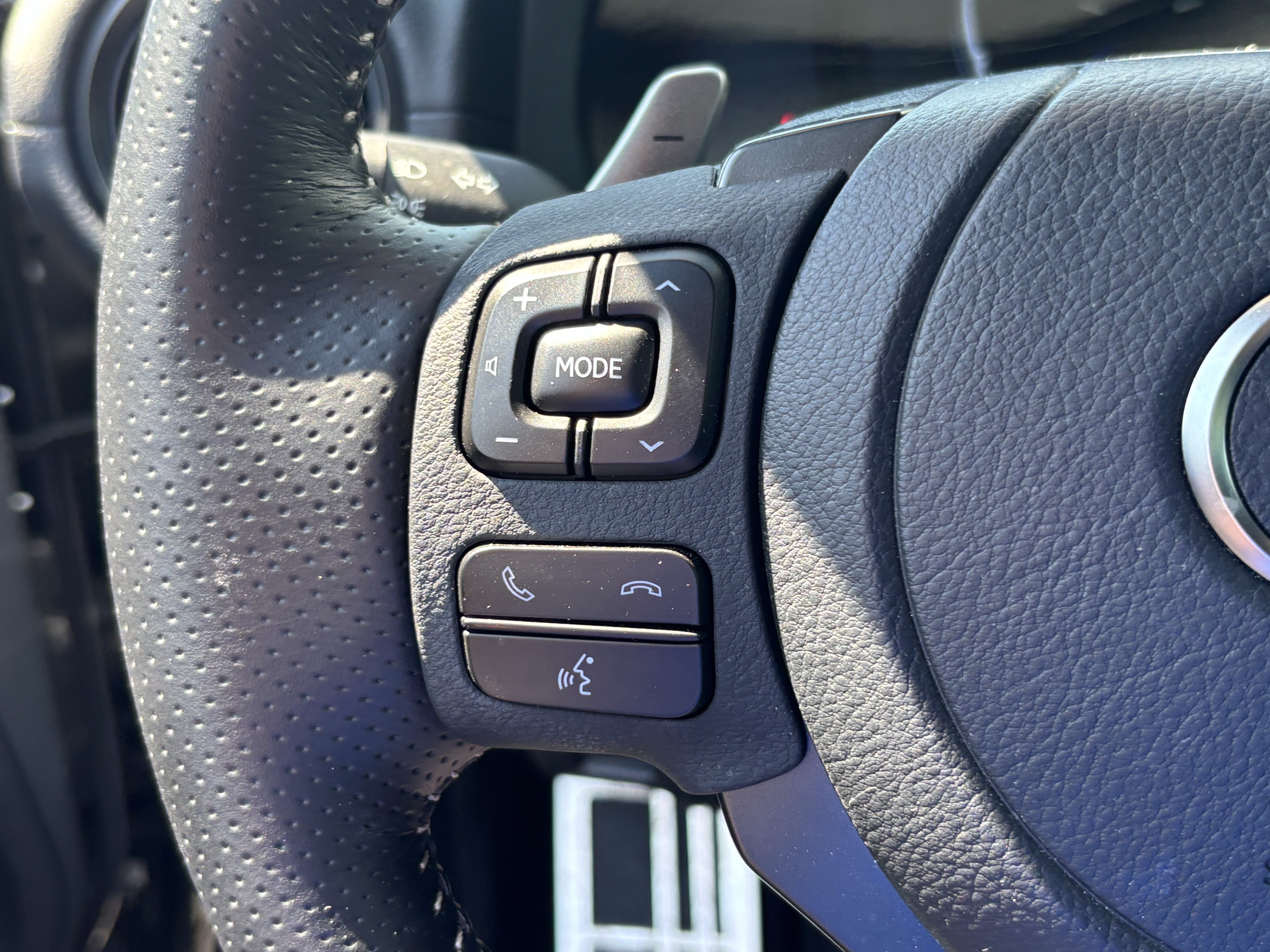 Used 2024 Lexus IS 350 F Sport w/ Memory Package RWD image 19