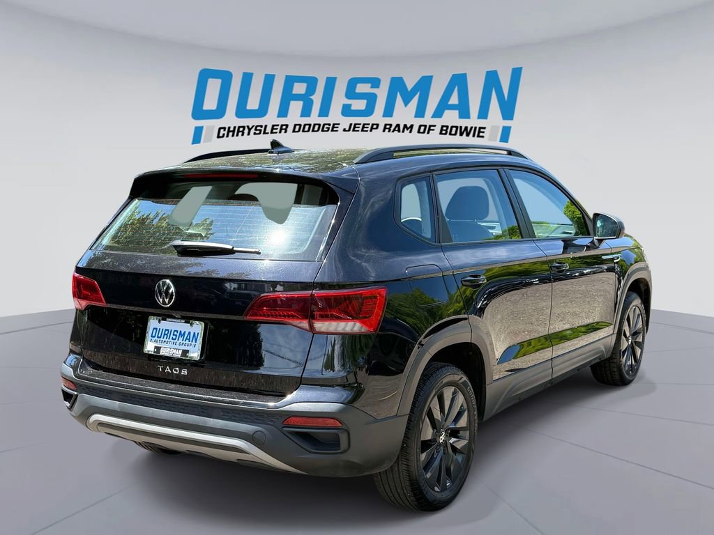 Used 2023 Volkswagen Taos S FWD image 2