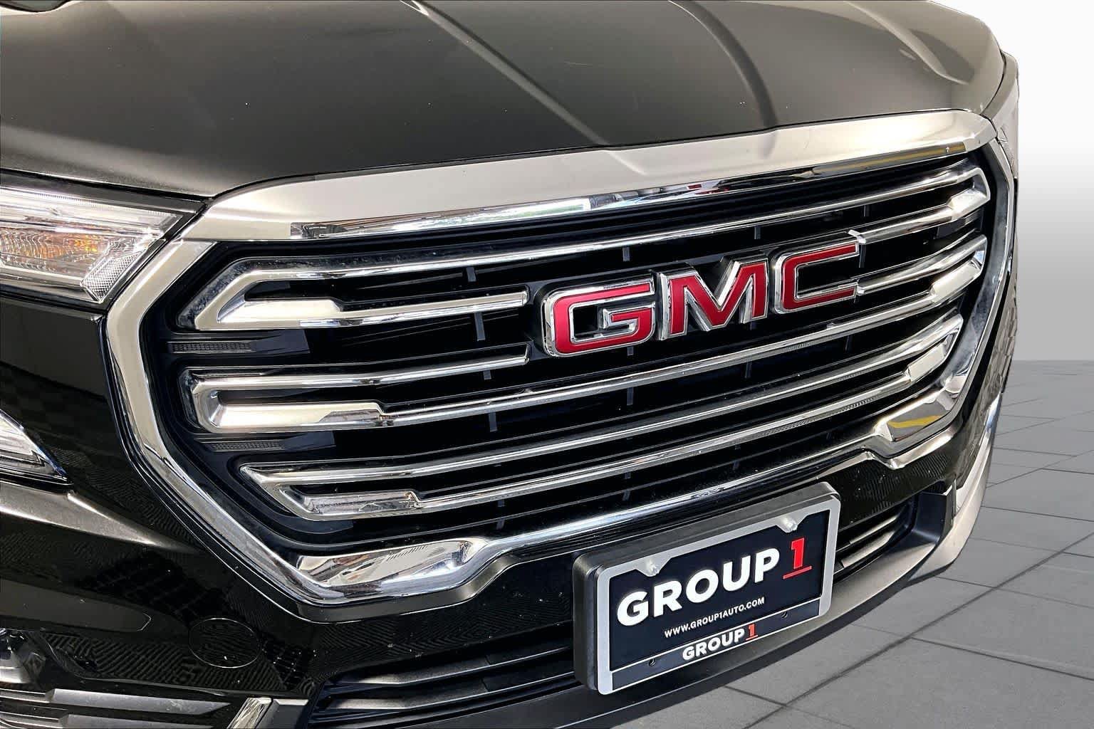 Certified 2024 GMC Terrain SLT FWD image 29