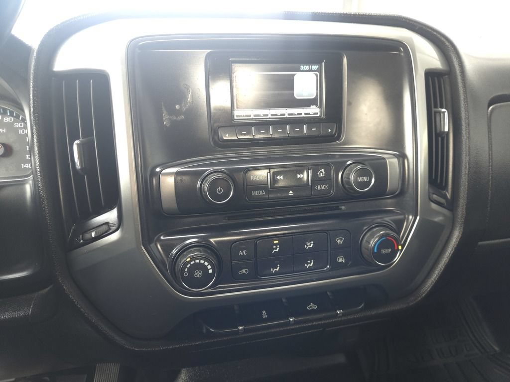 Used 2015 Chevrolet Silverado 2500 LT RWD image 28