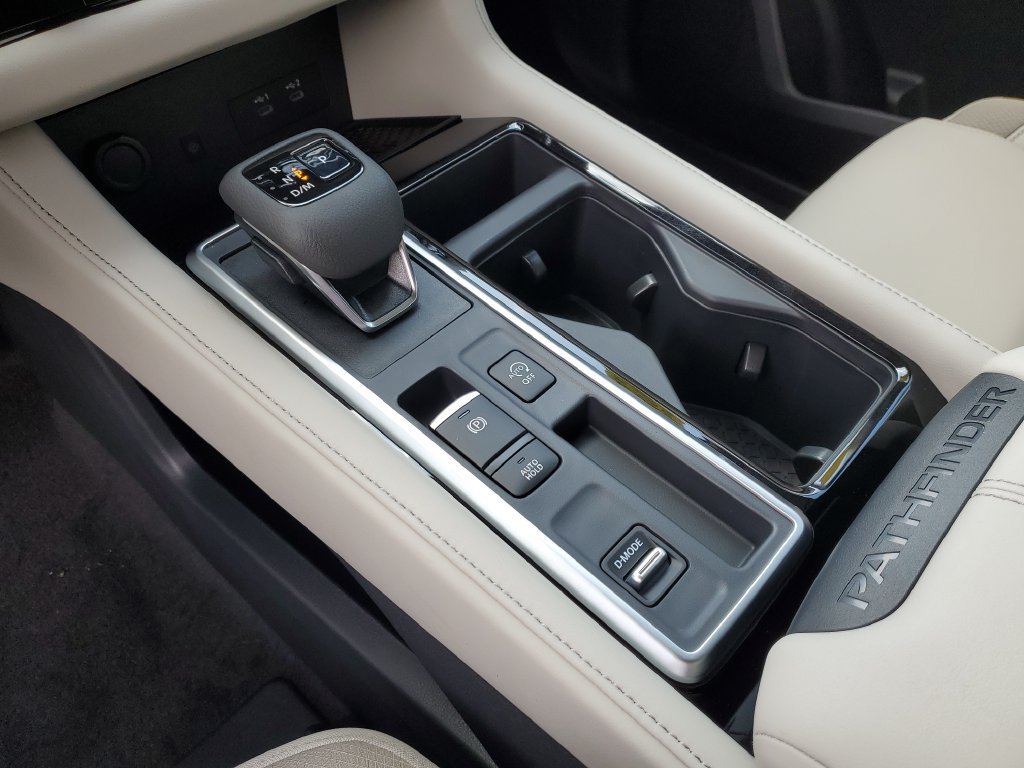 New 2026 Nissan Pathfinder SL FWD image 33